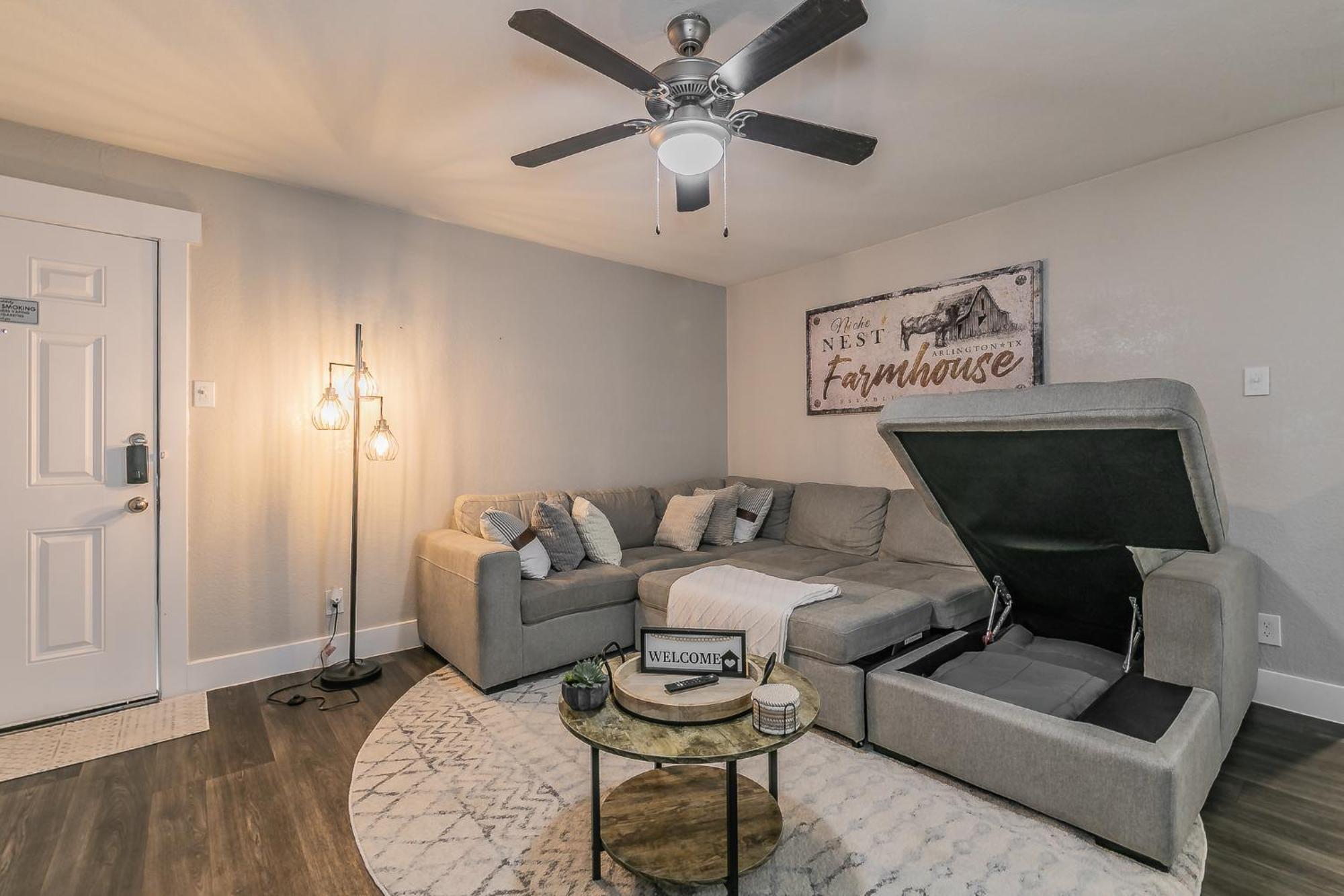 Cozy 2Br Farmhouse Apt - Sleeps 8 - Free Parking! Arlington Exterior foto